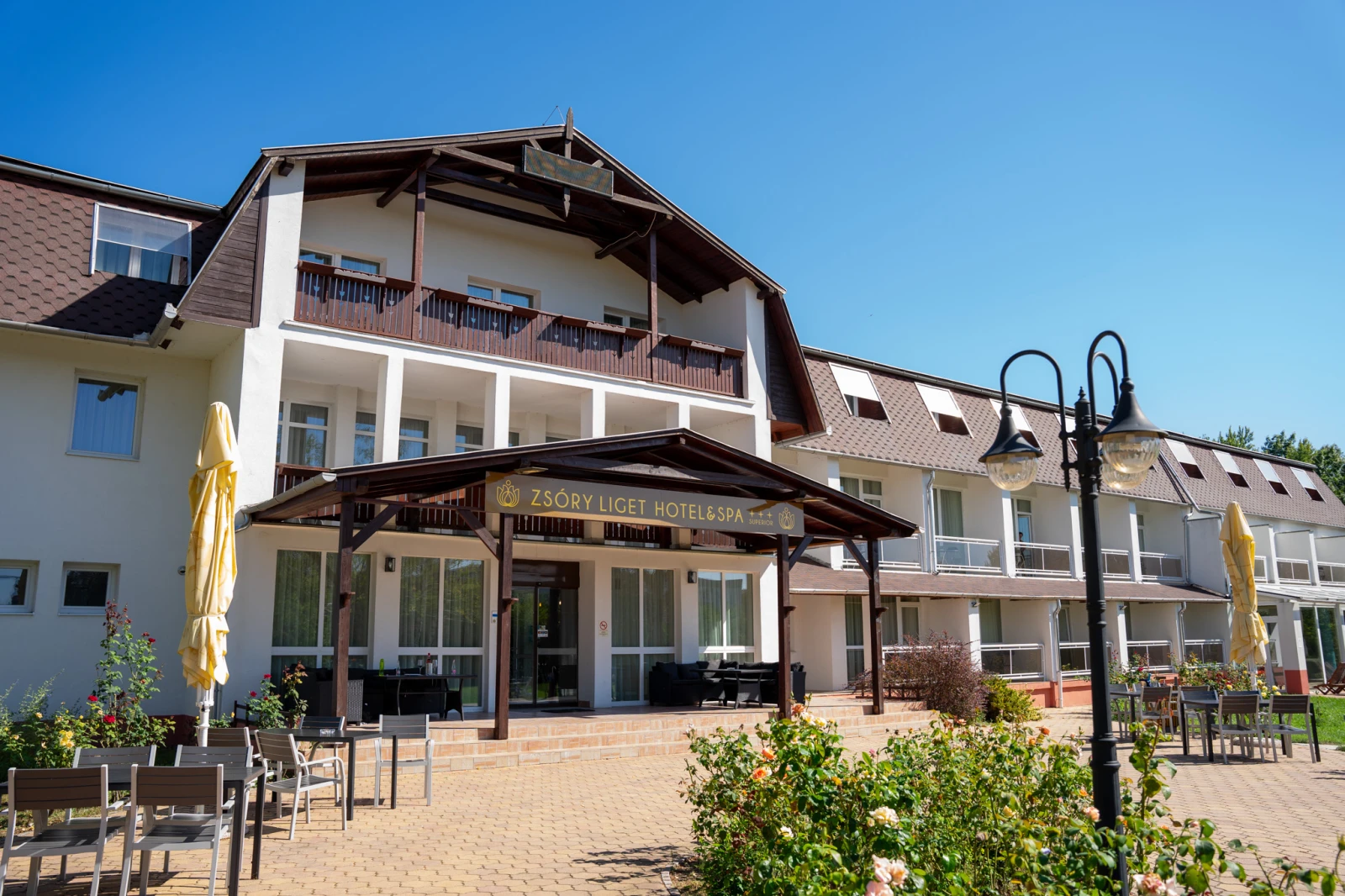 Zsóry Liget Hotel - Lapozó 1