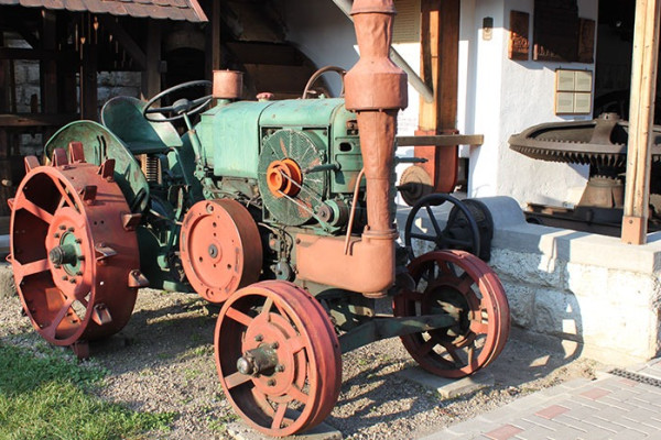 Zsóry Liget Hotel - Mezőgazdasági gépmúzeum
